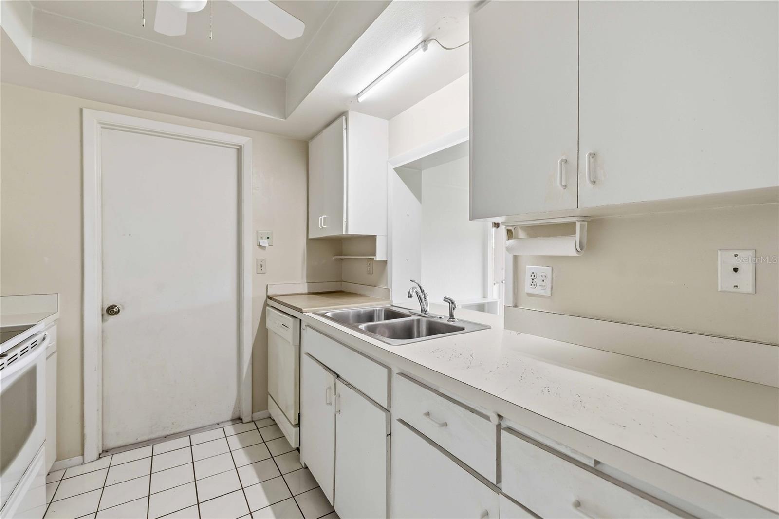 RIVER ISLES - Residential