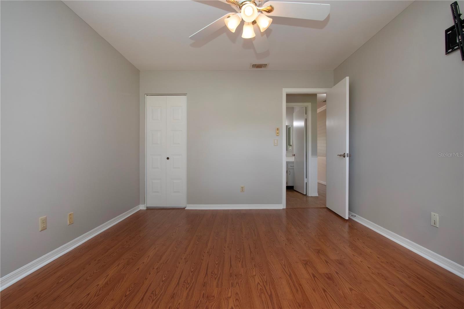 FAIRFIELD B CONDO - Residential