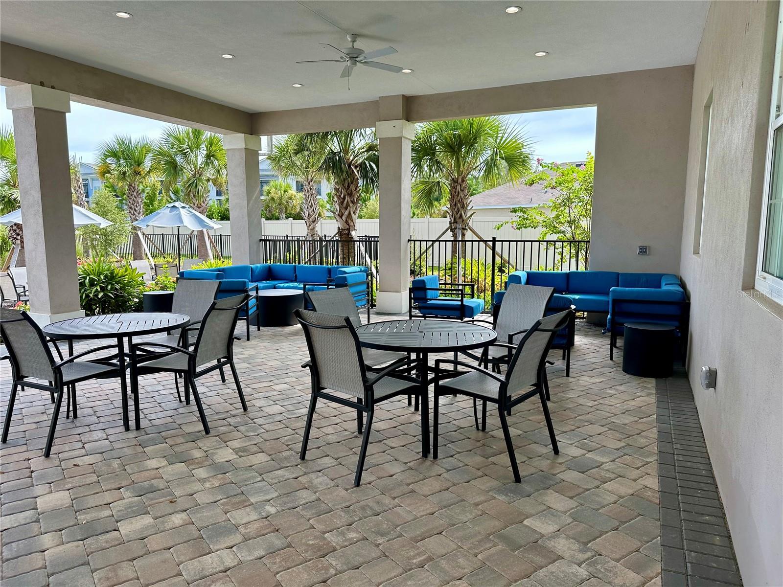 RIDGE AT HEATHBROOK - Residential Lease