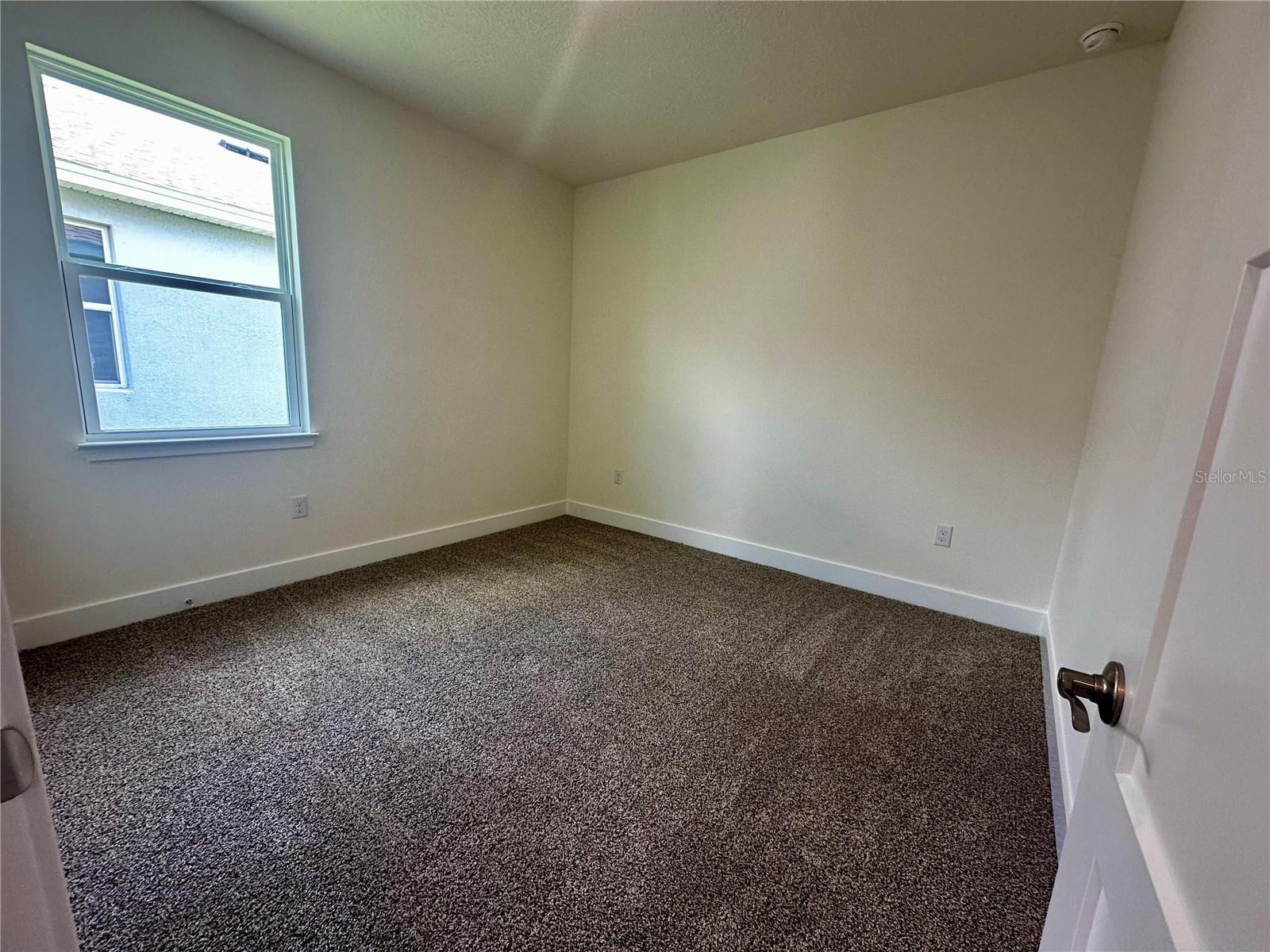 RIDGE AT HEATHBROOK - Residential Lease