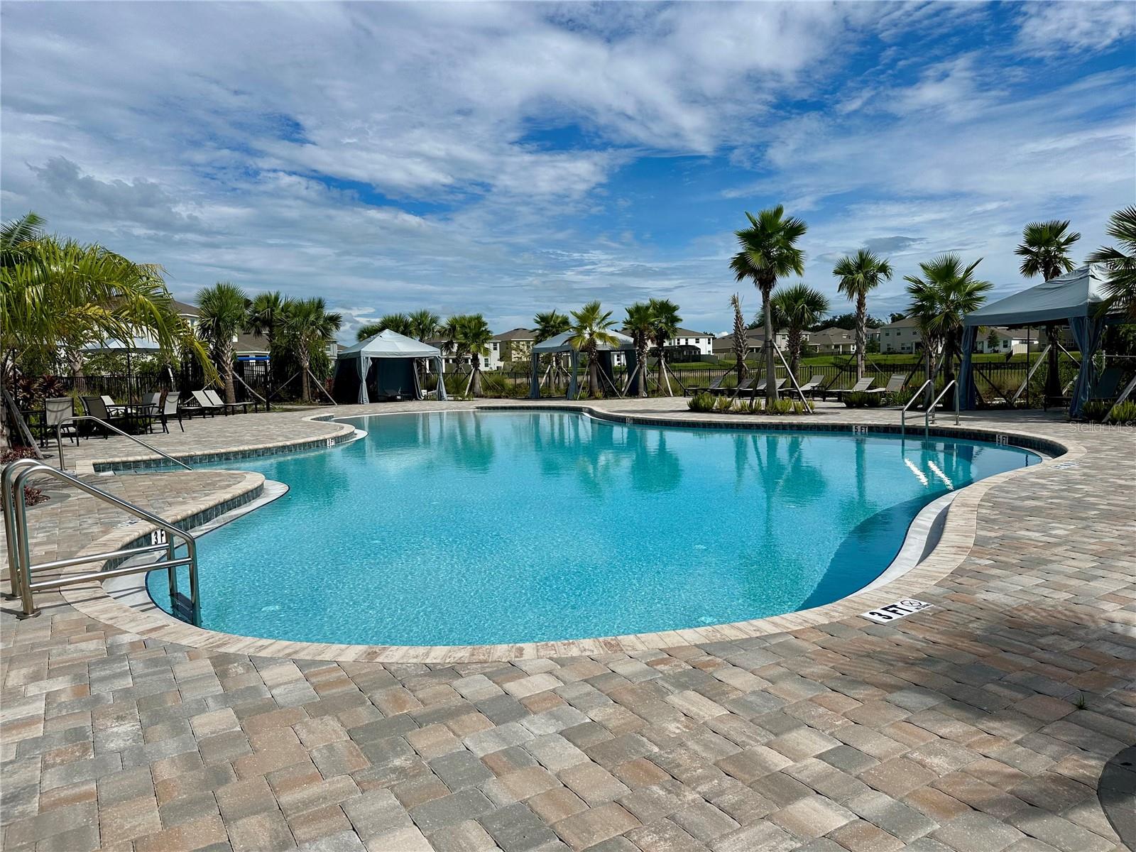 RIDGE AT HEATHBROOK - Residential Lease