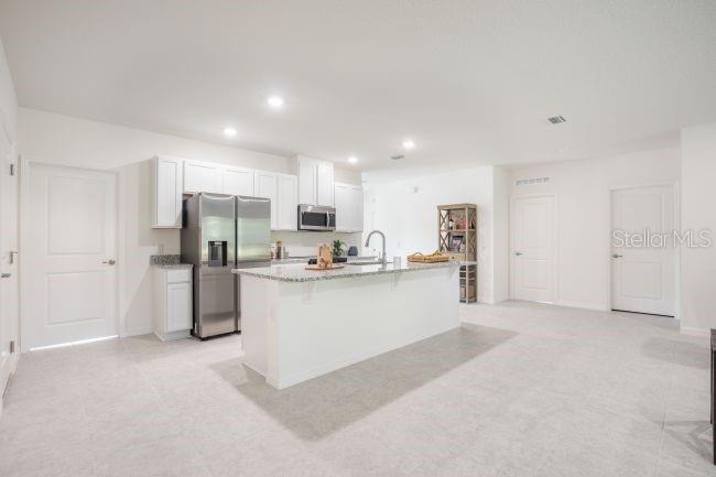MARION OAKS #7 - Residential