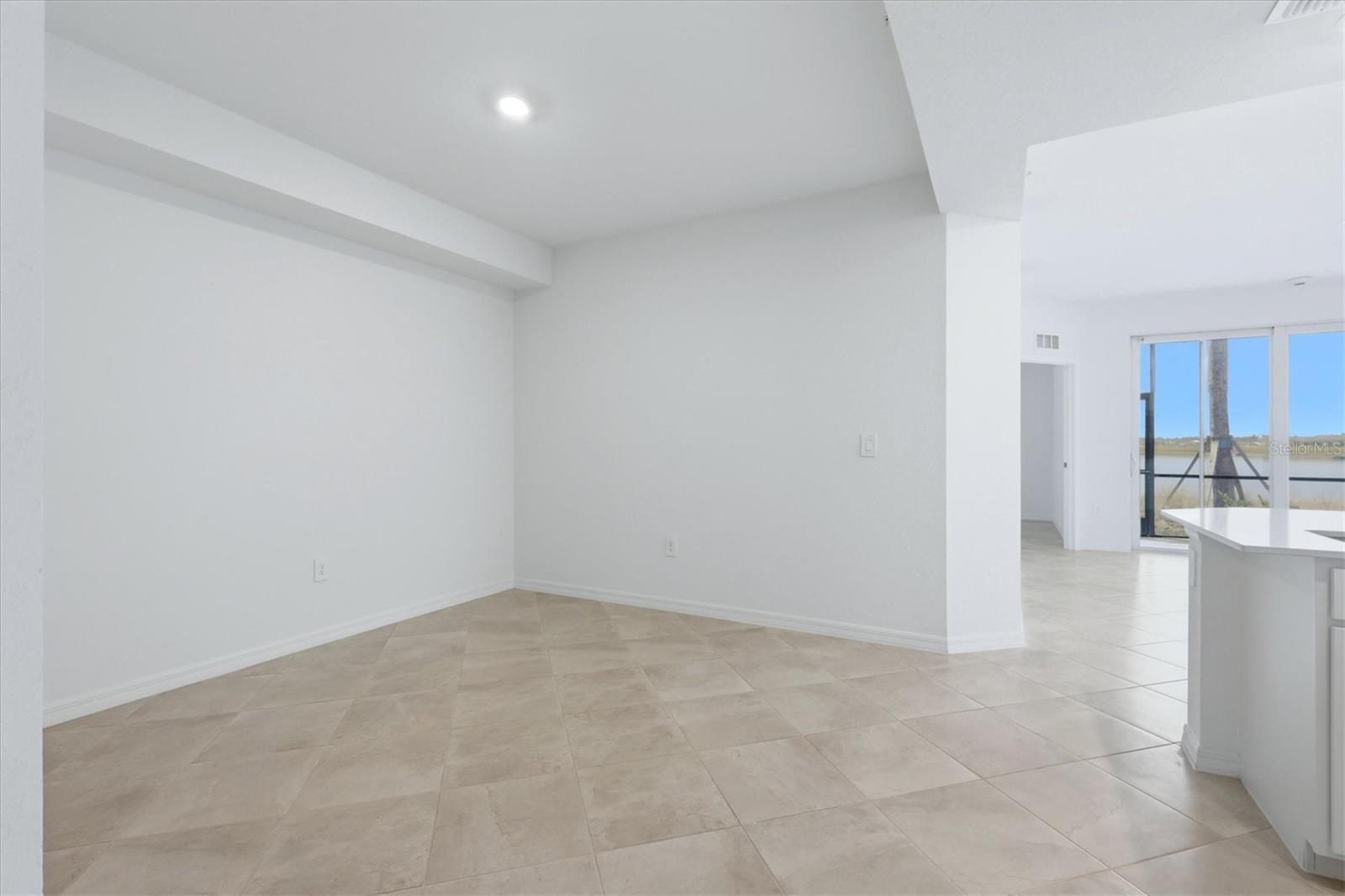 CALUSA COUNTRY CLUB - Residential