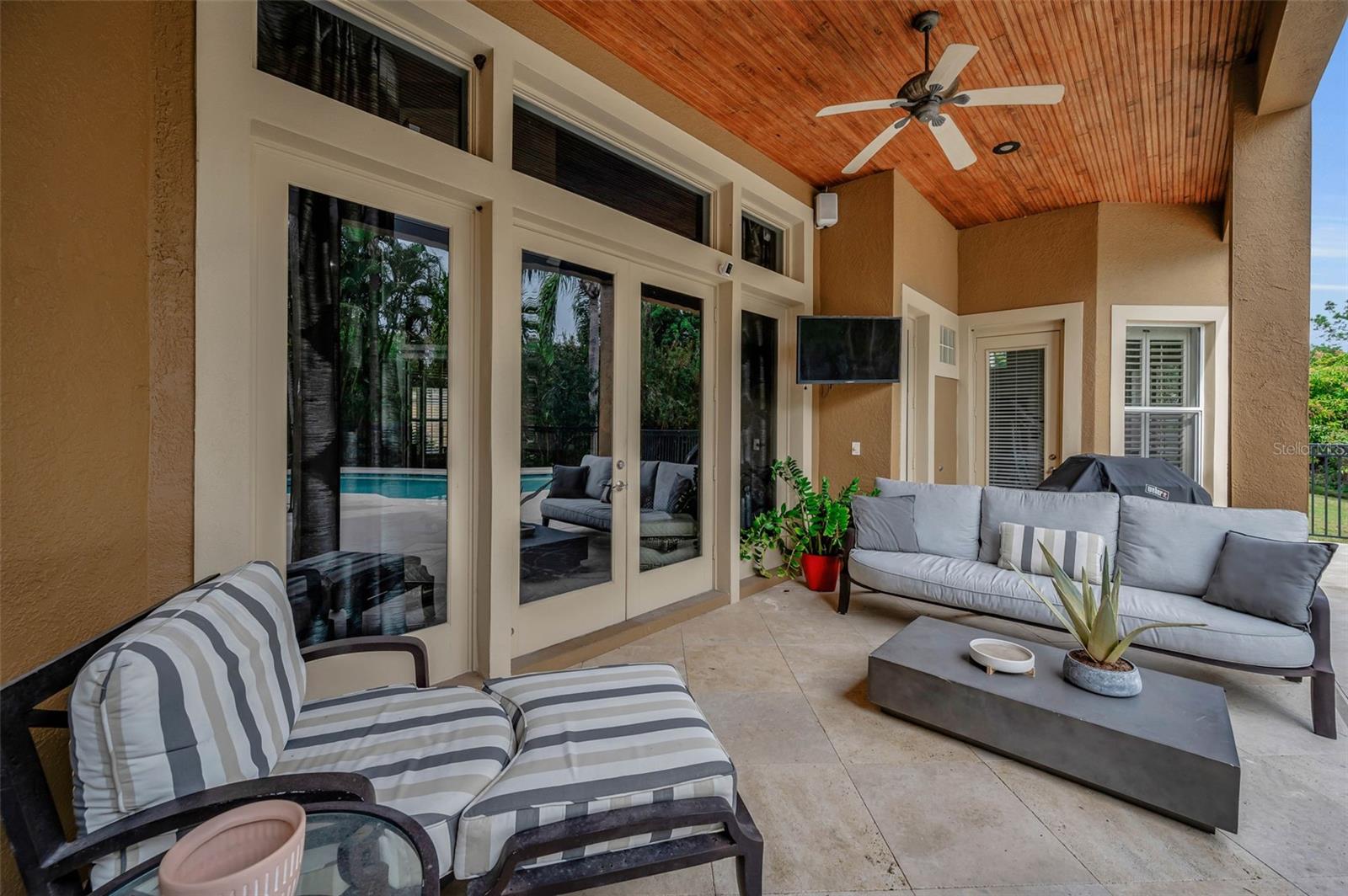 BAYOU CLUB ESTATES TR 2 PH 3 - Residential