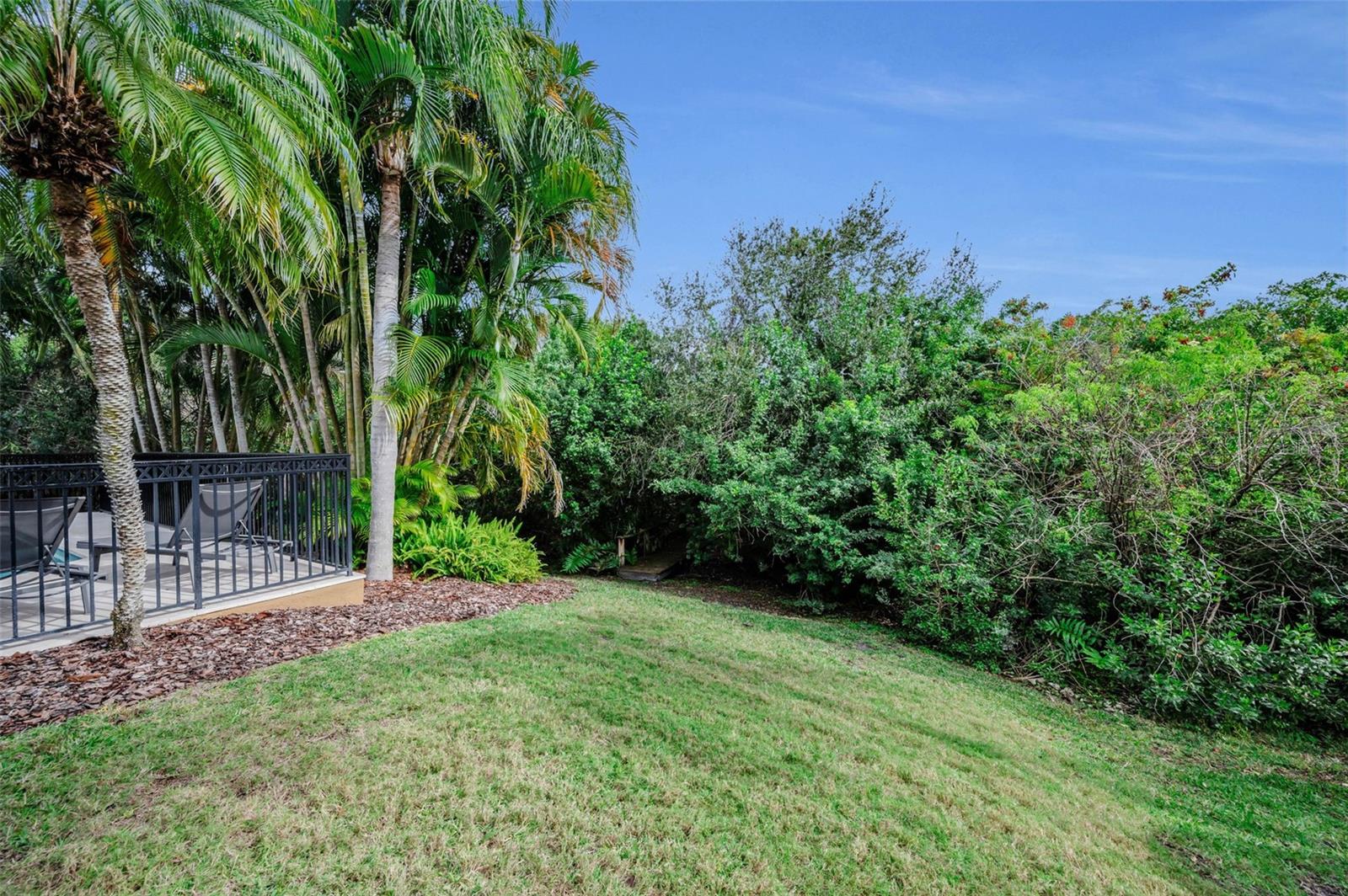 BAYOU CLUB ESTATES TR 2 PH 3 - Residential