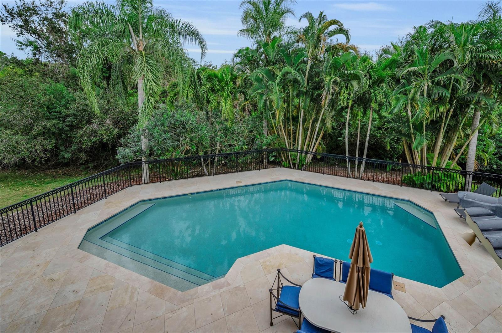 BAYOU CLUB ESTATES TR 2 PH 3 - Residential