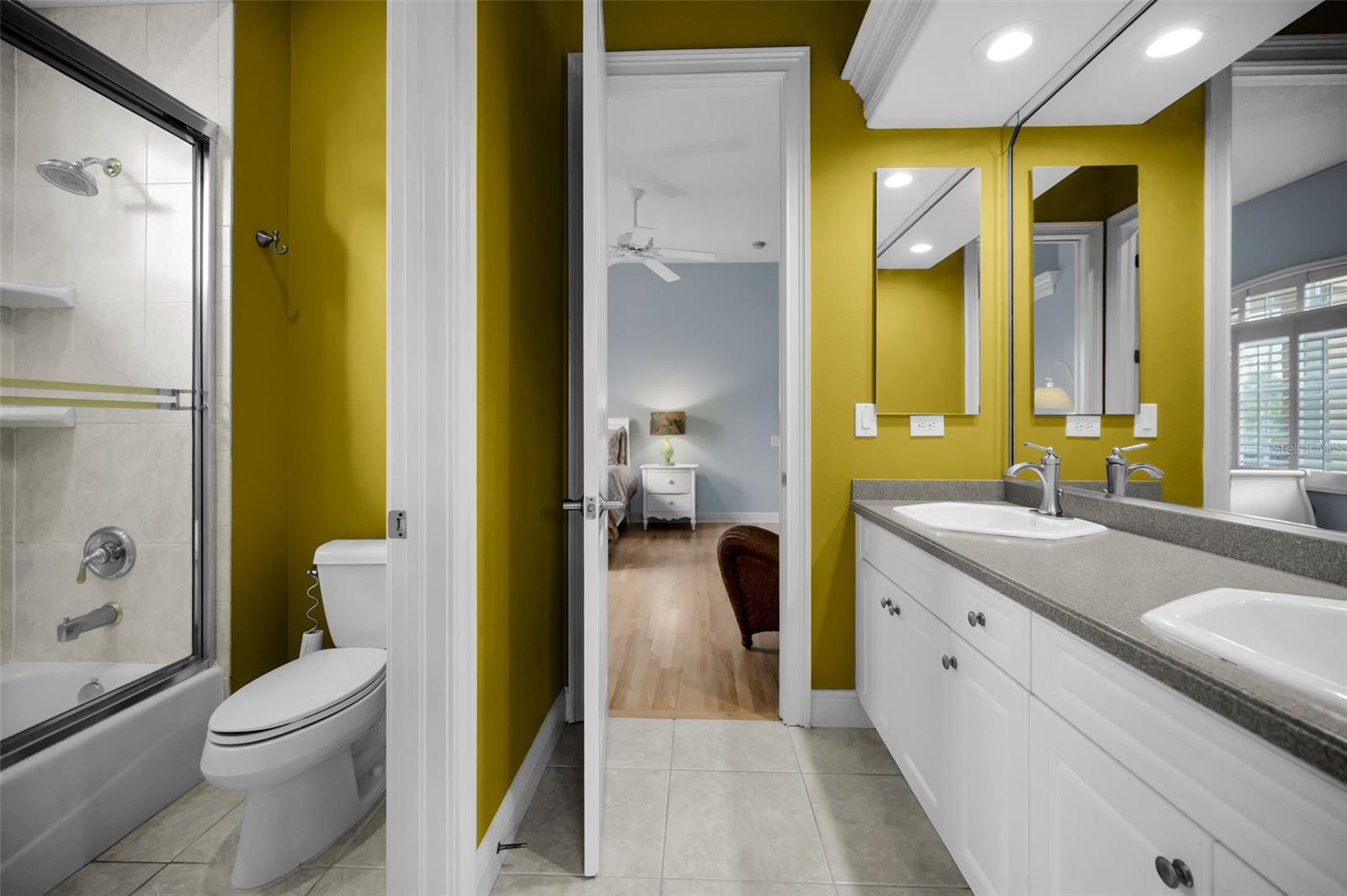 BAYOU CLUB ESTATES TR 2 PH 3 - Residential