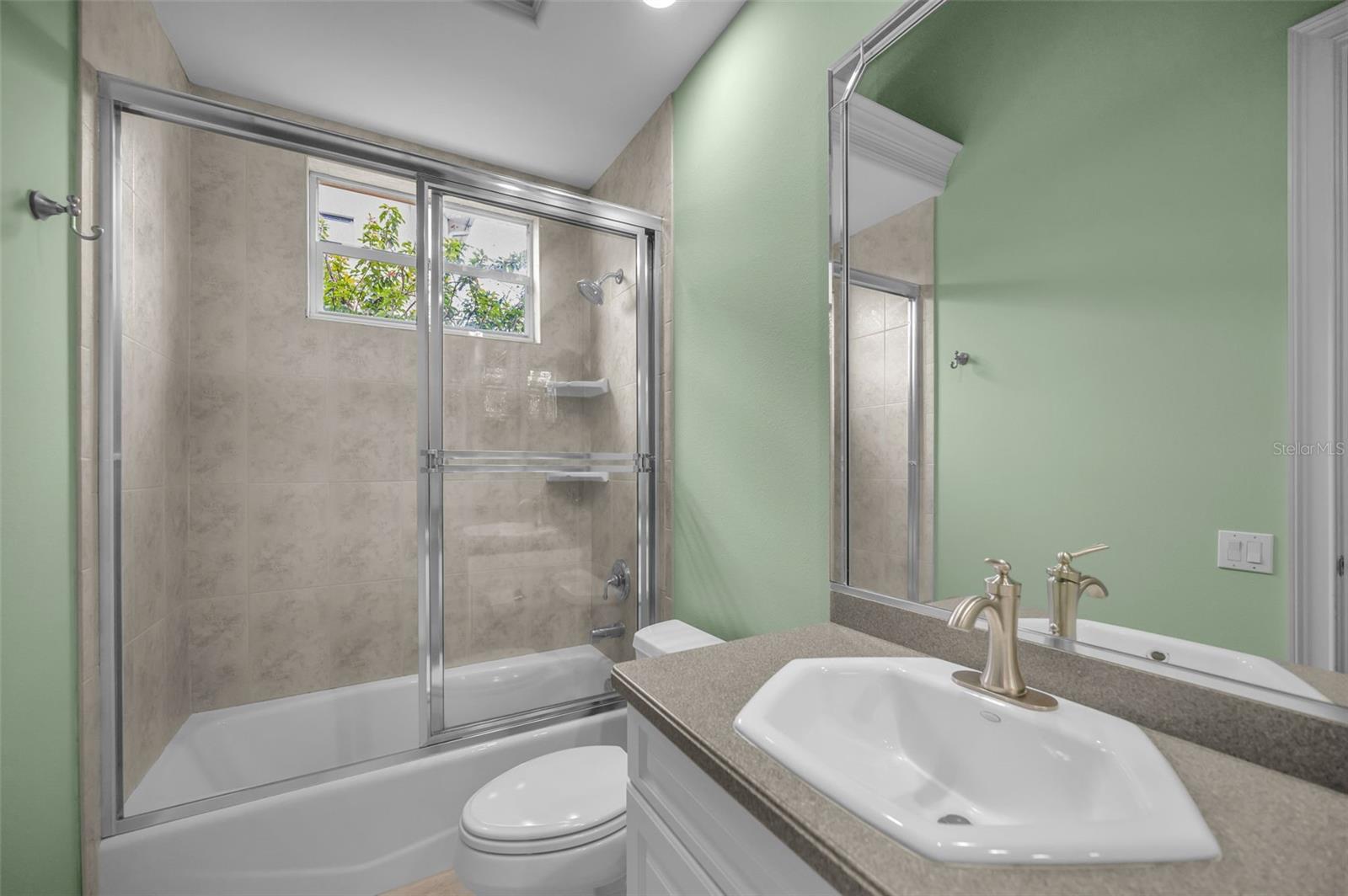 BAYOU CLUB ESTATES TR 2 PH 3 - Residential