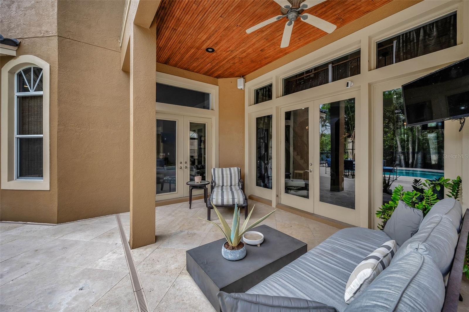 BAYOU CLUB ESTATES TR 2 PH 3 - Residential