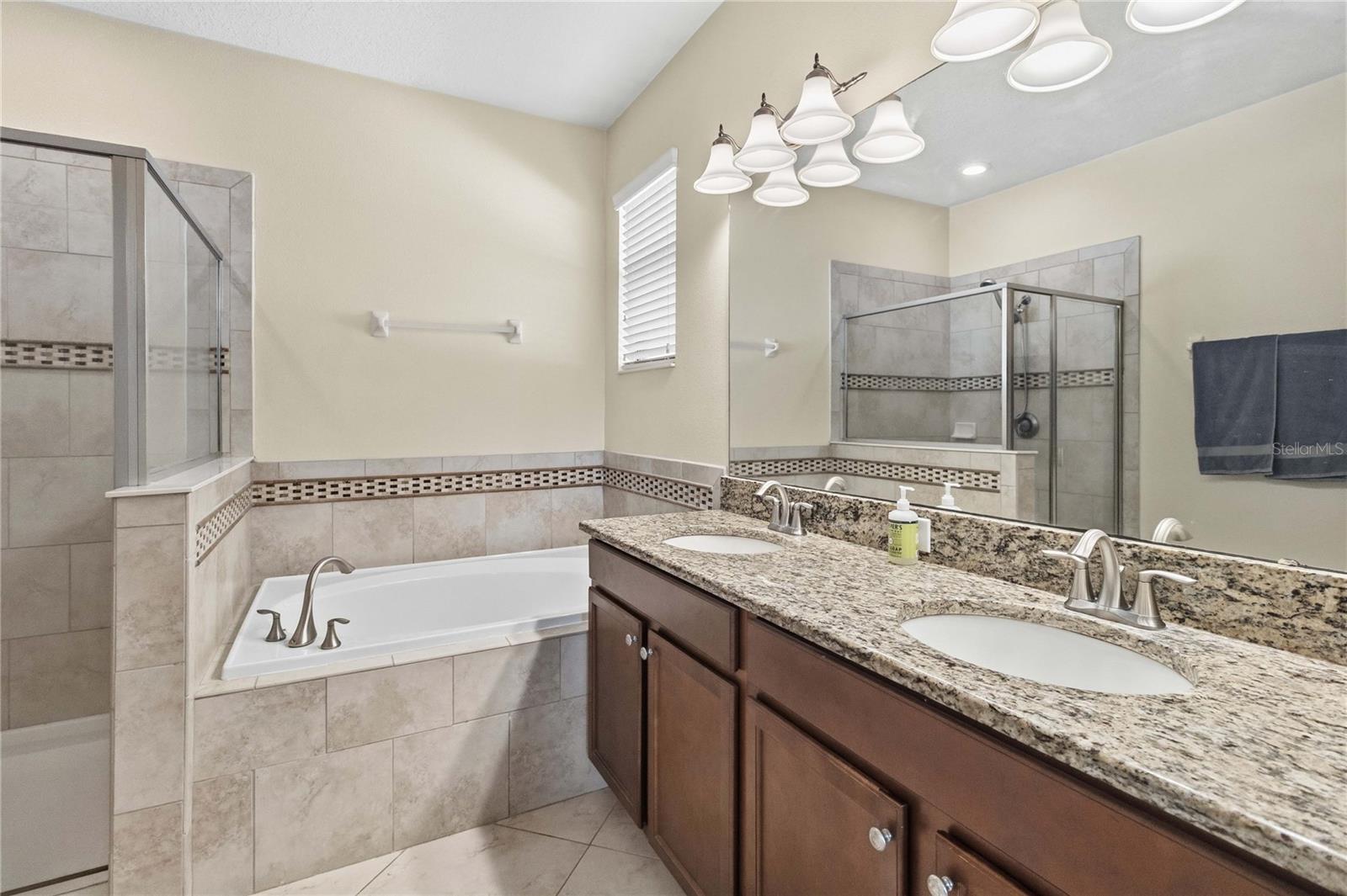NORTH POINT PH 2B-2C - Residential