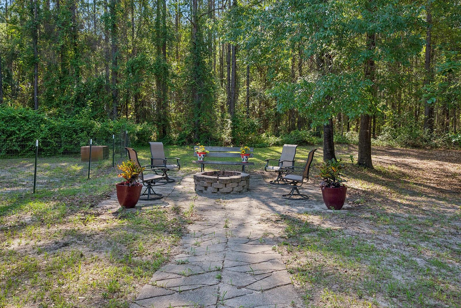 WINDING RIVER PRESERVE - Residential
