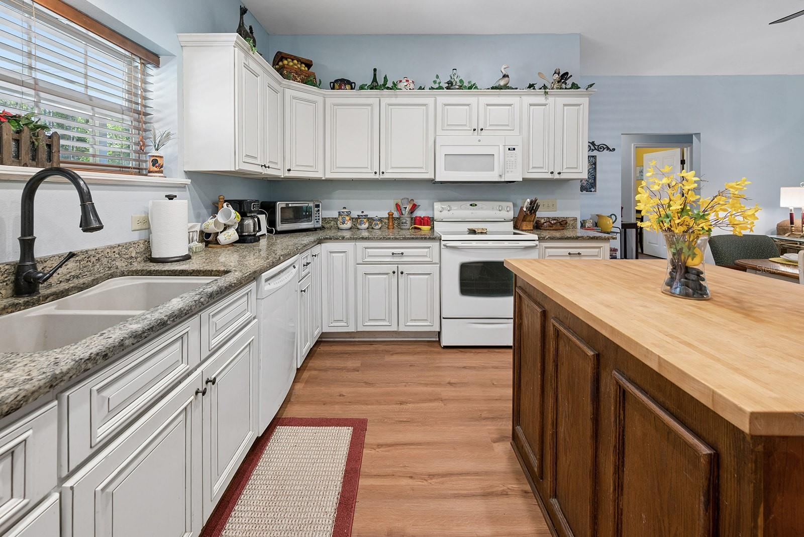 WINDING RIVER PRESERVE - Residential