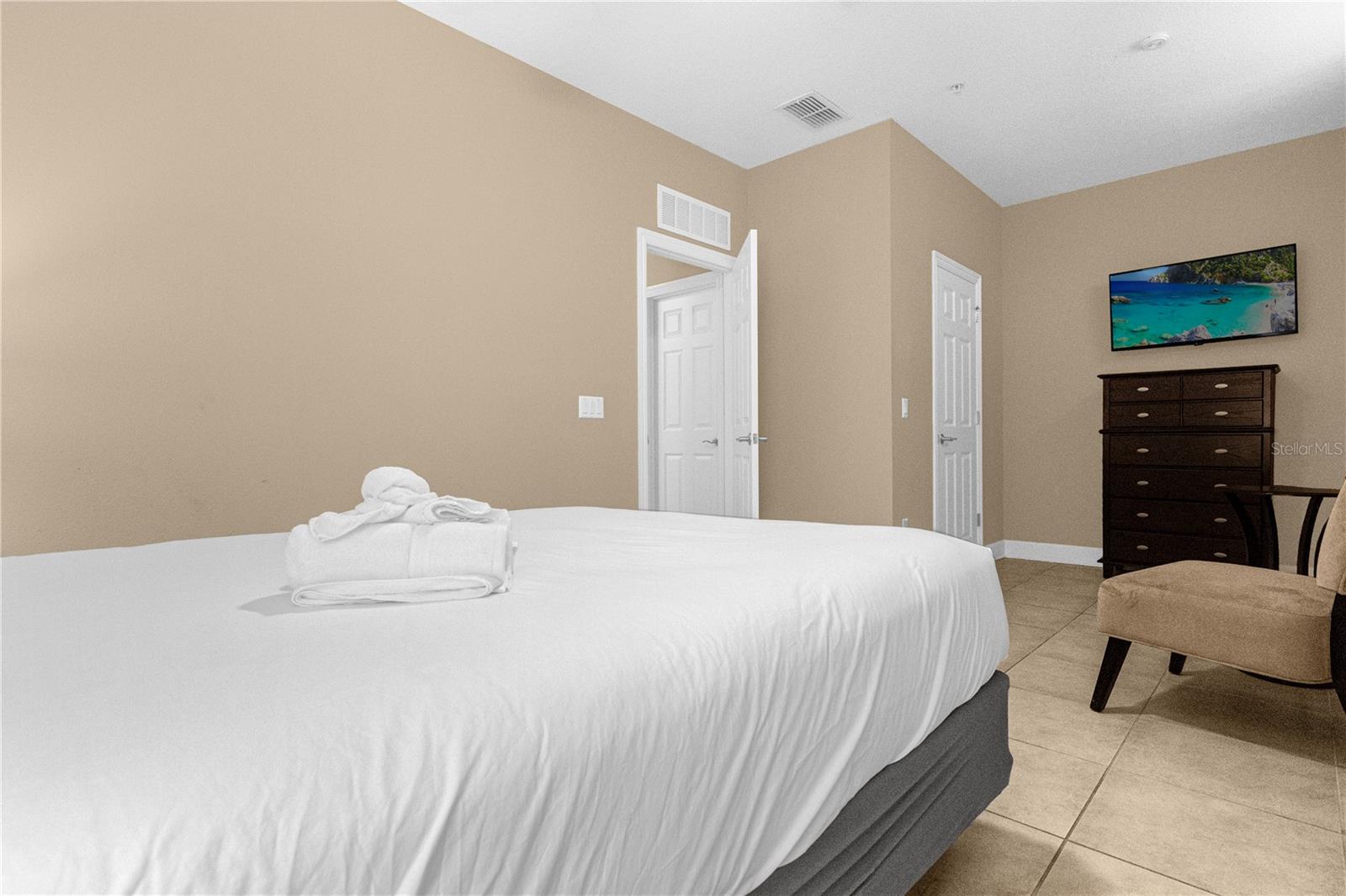 ENCHANTED GDN 1 CONDO BLDG 109 - Residential