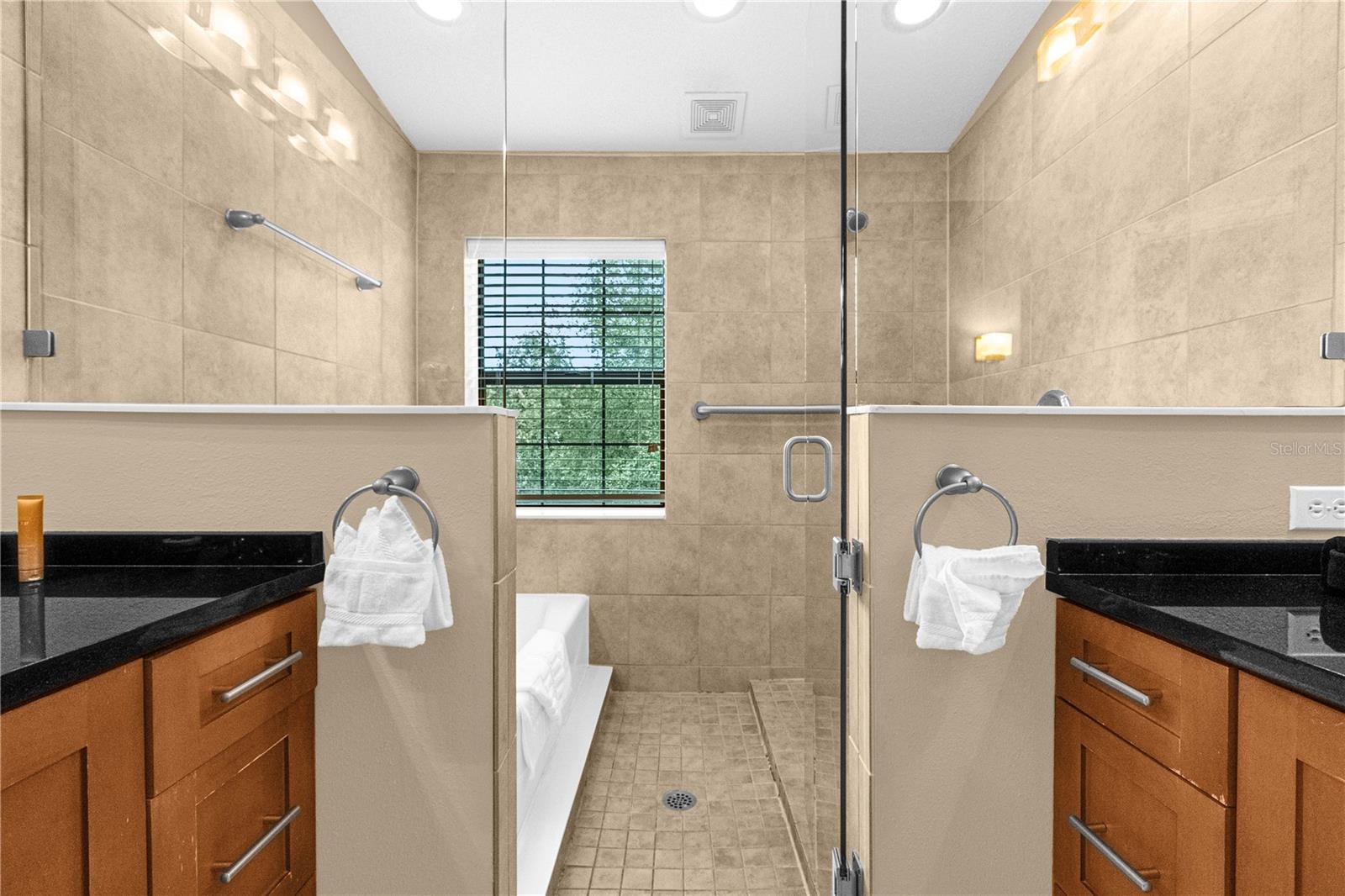 ENCHANTED GDN 1 CONDO BLDG 109 - Residential