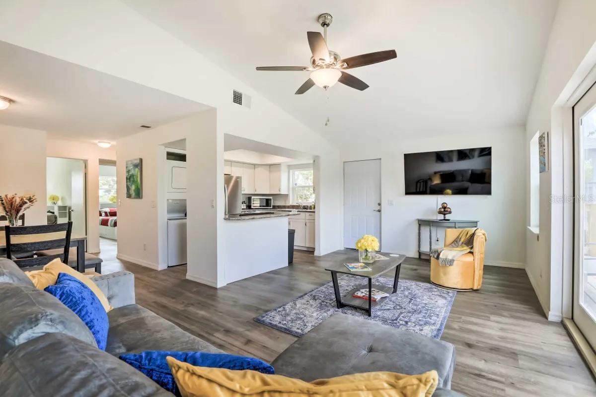COLLURA SUB 1ST ADD - Residential Lease