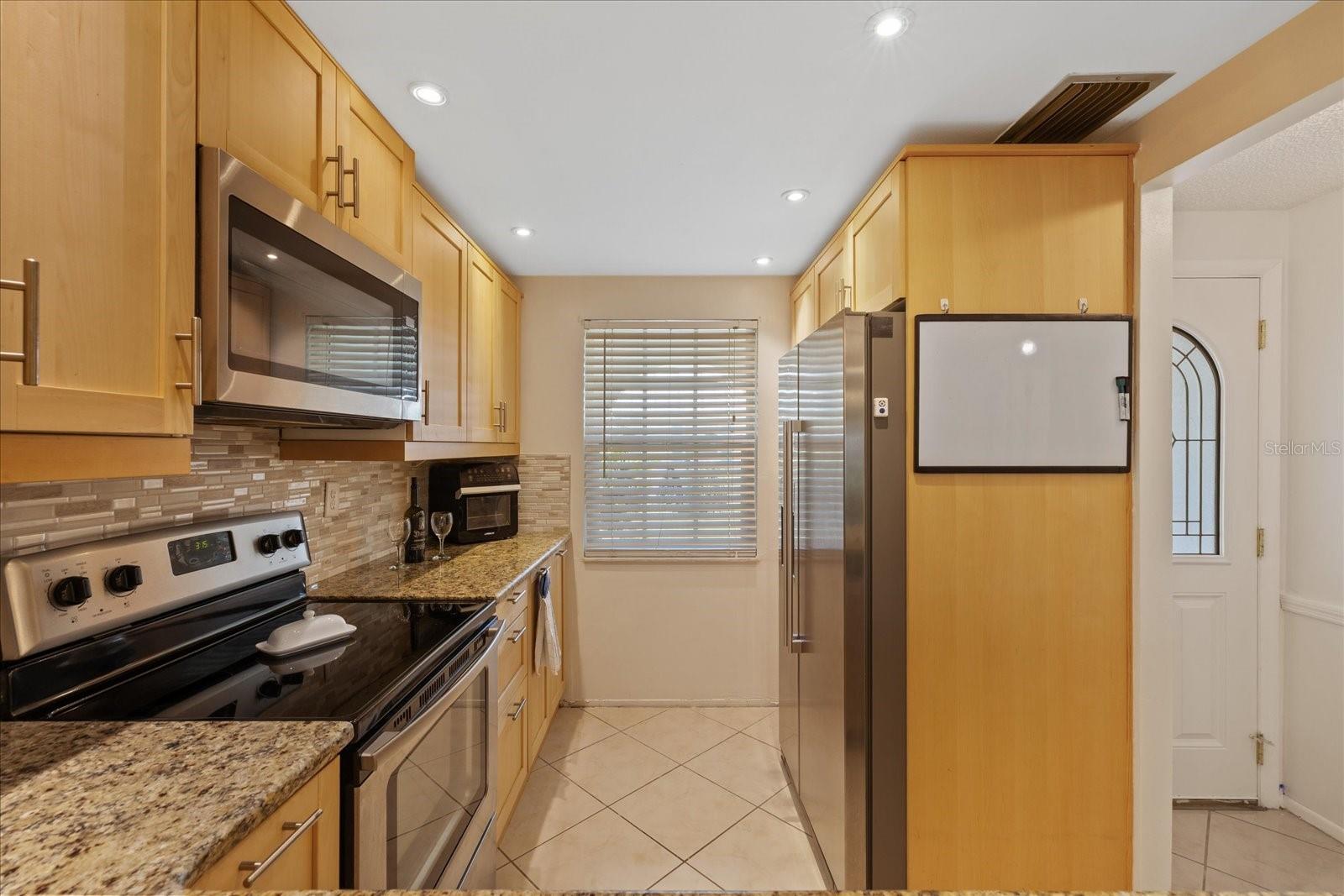 GARDENS OF BEACON SQUARE CONDO - Residential