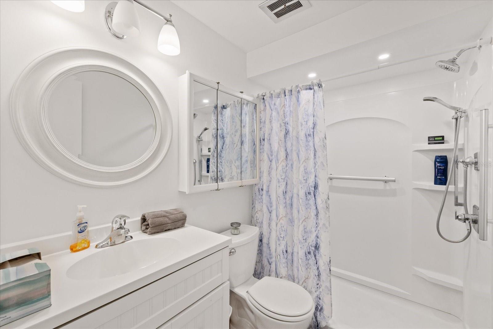 GARDENS OF BEACON SQUARE CONDO - Residential