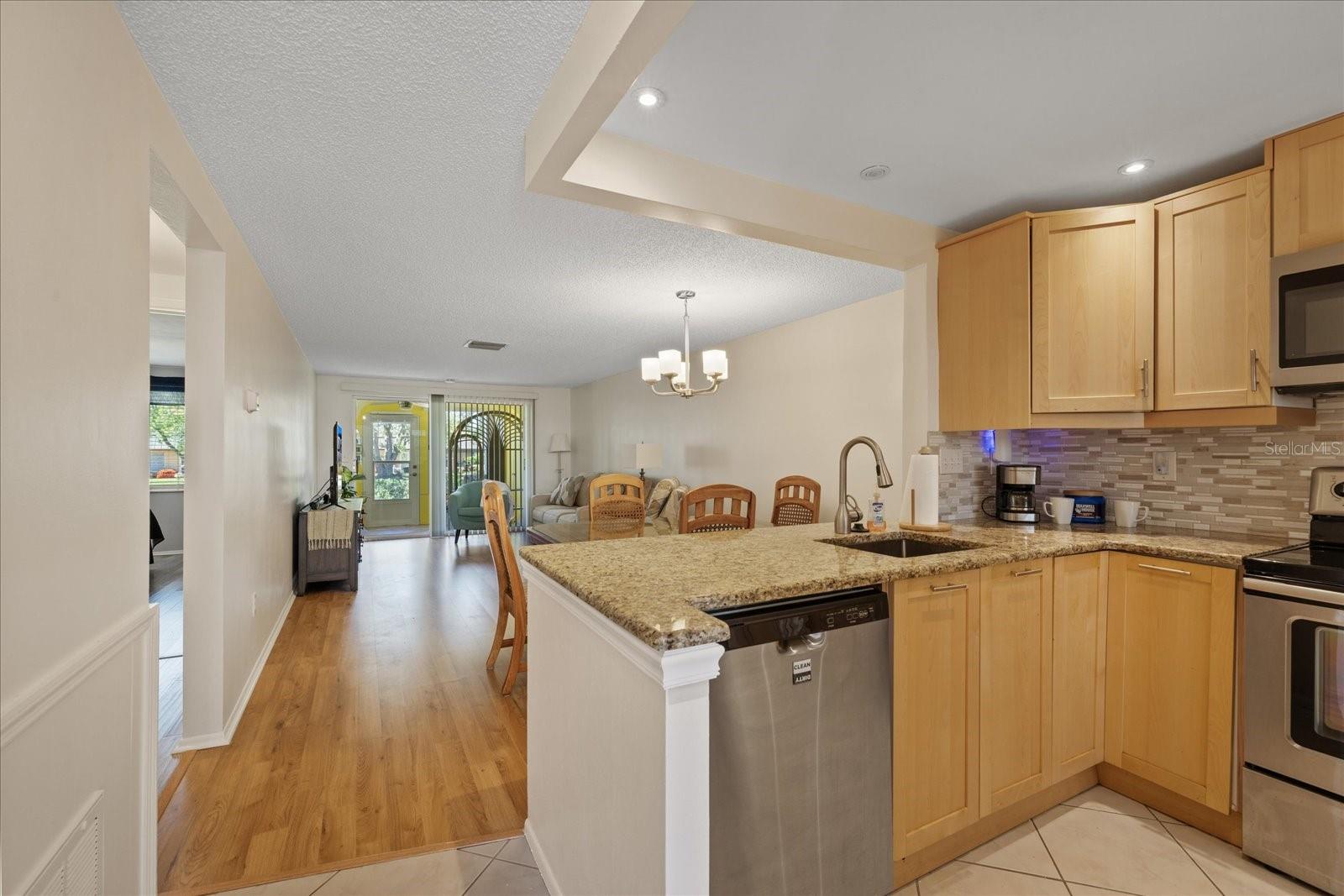 GARDENS OF BEACON SQUARE CONDO - Residential