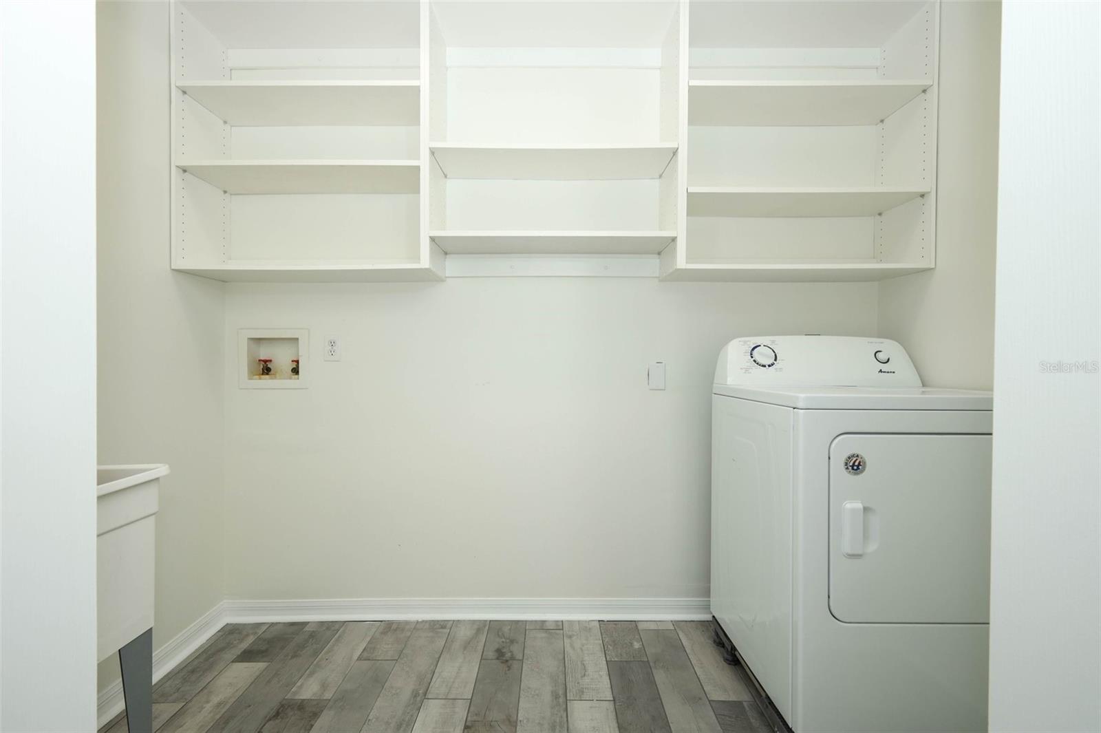 FLOMICH GARDEN SEC/HOLLY HILL HEIGHTS - Residential