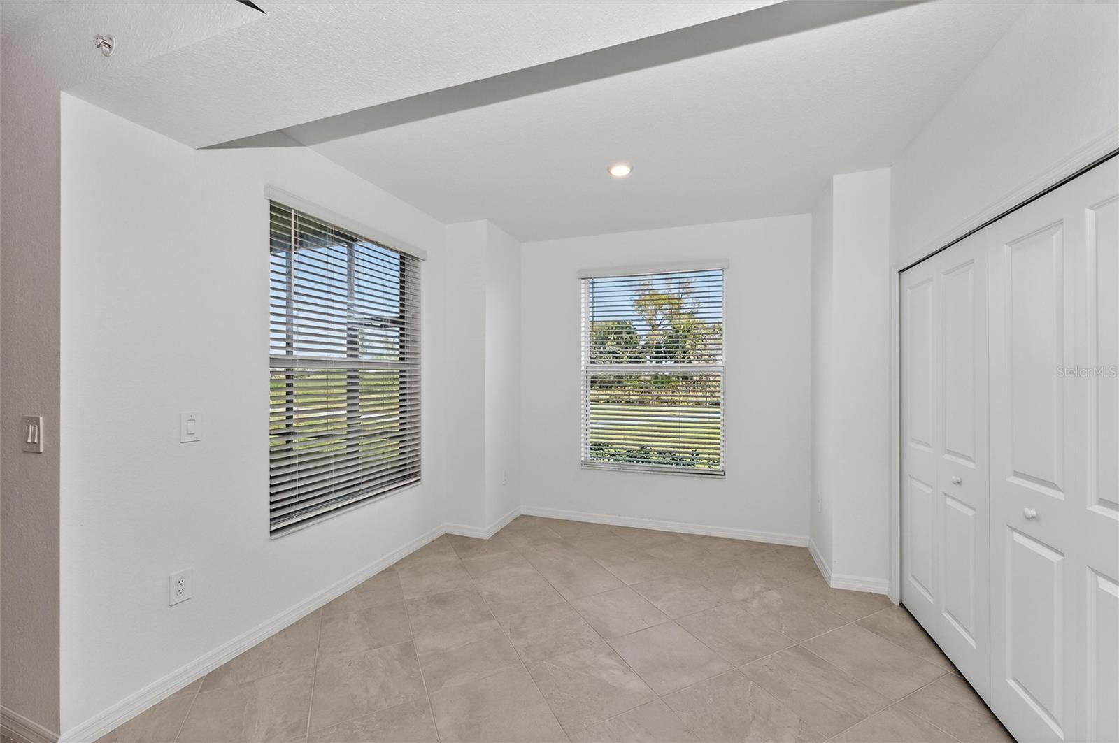 WELLEN PARK GOLF & COUNTRY CLUB - Residential
