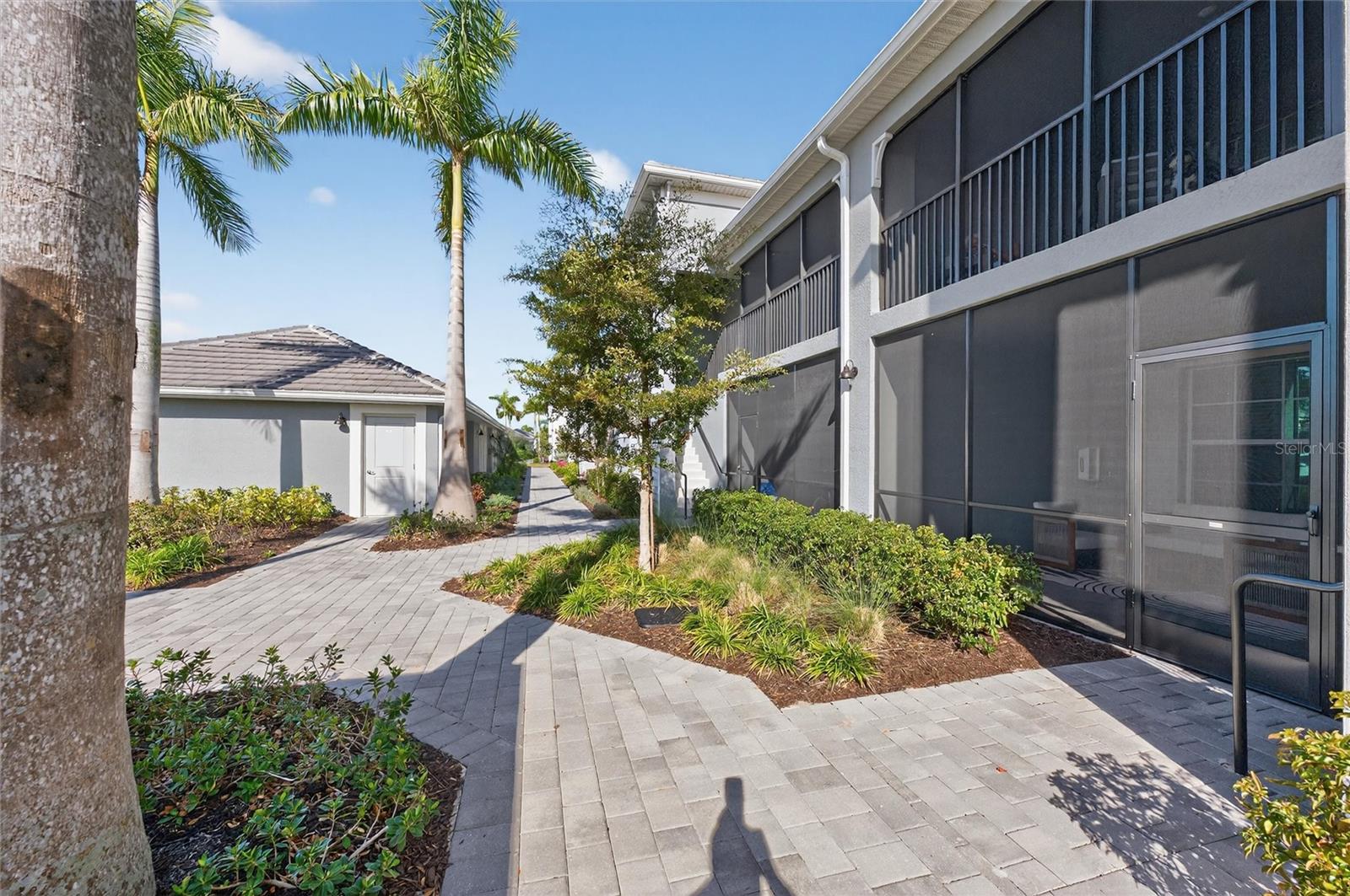 WELLEN PARK GOLF & COUNTRY CLUB - Residential