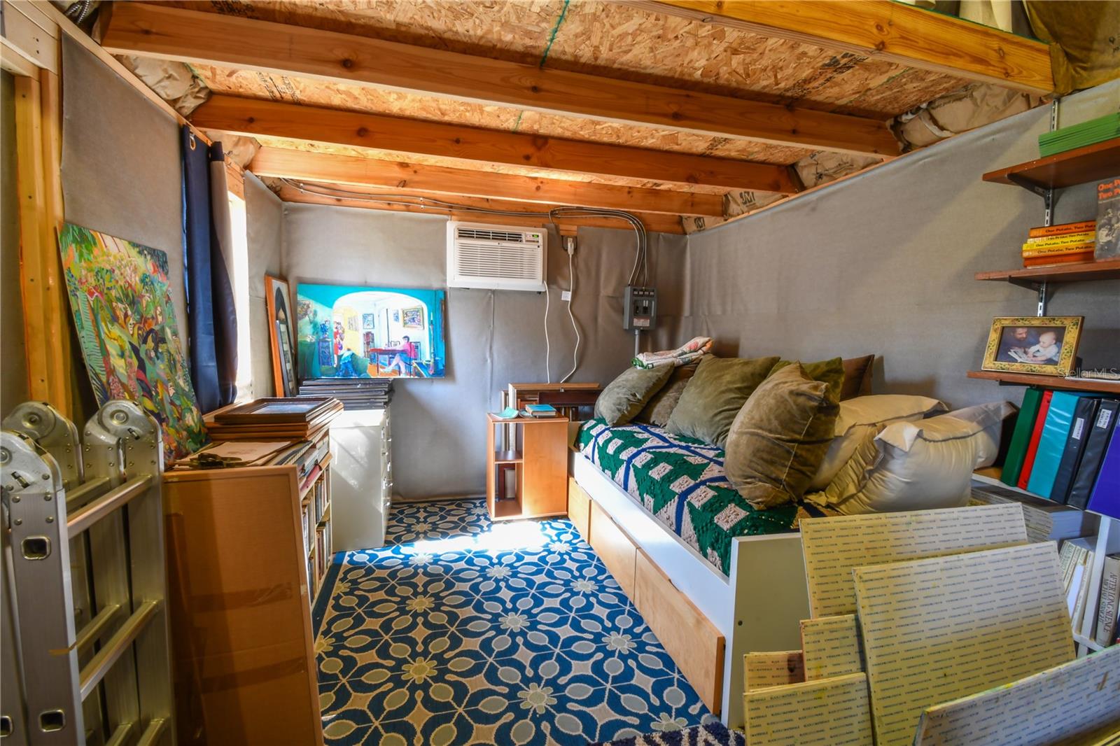 PORT CHAROLETTE SUB 24 - Residential