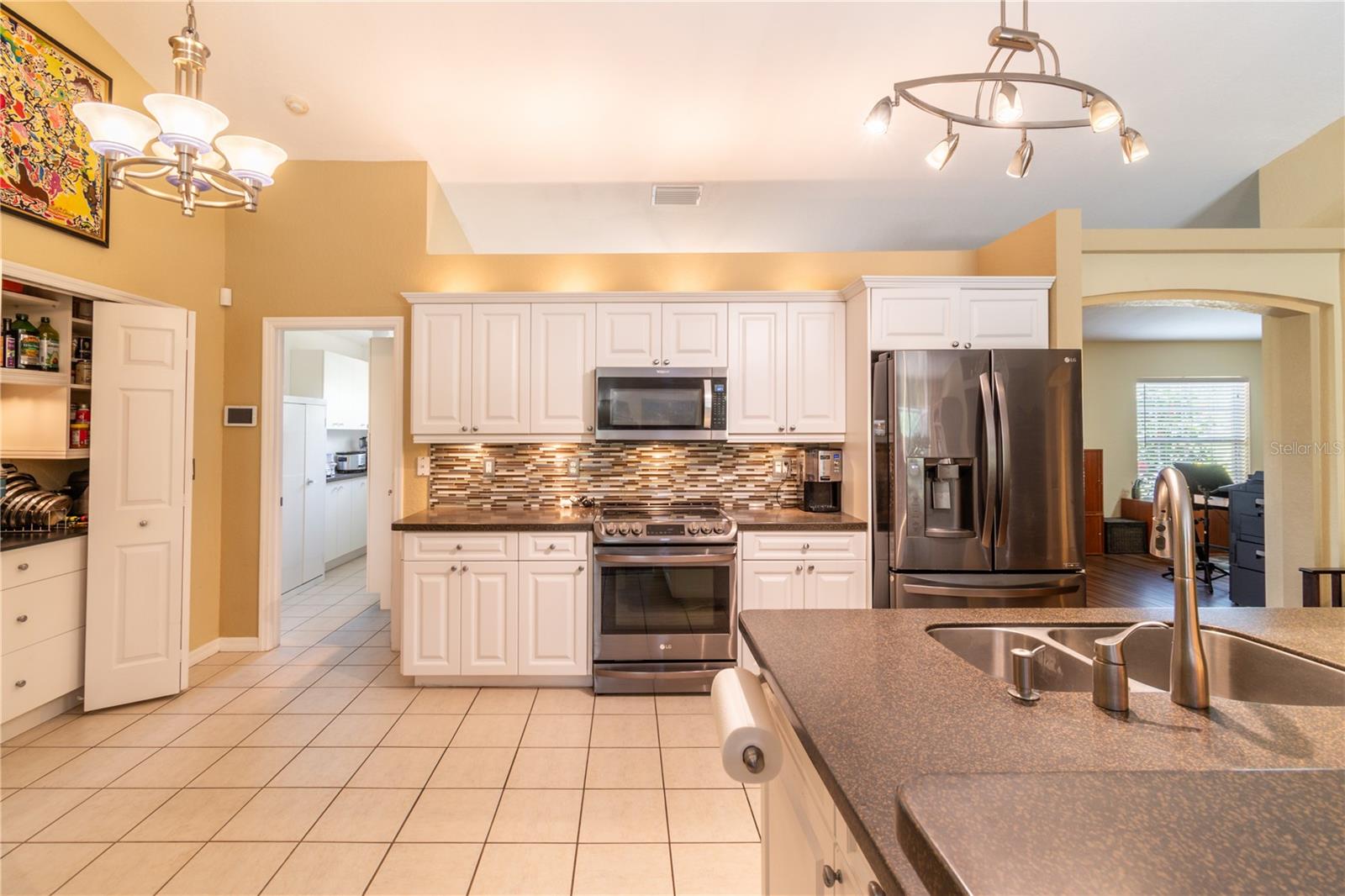 PORT CHAROLETTE SUB 24 - Residential