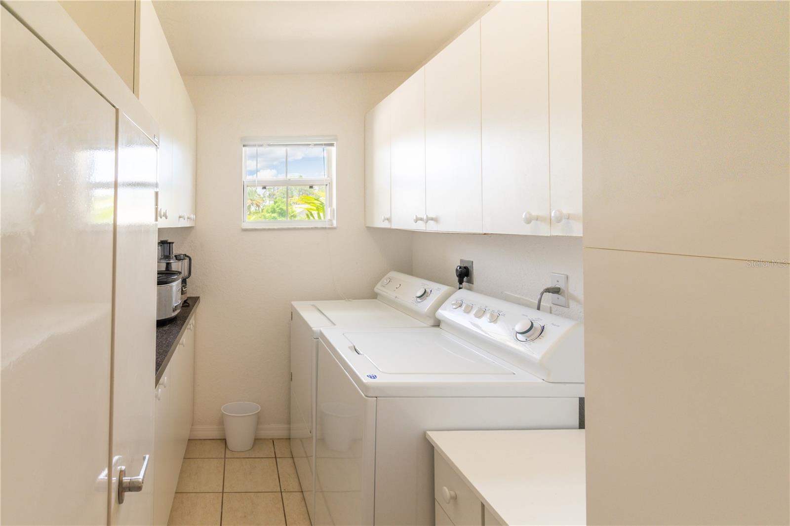 PORT CHAROLETTE SUB 24 - Residential
