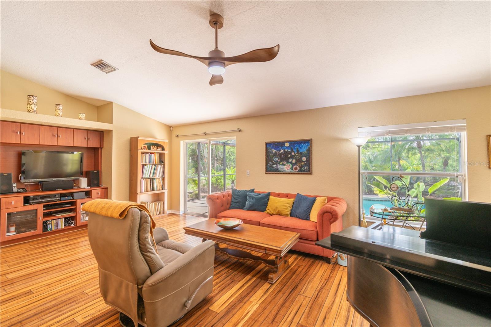 PORT CHAROLETTE SUB 24 - Residential