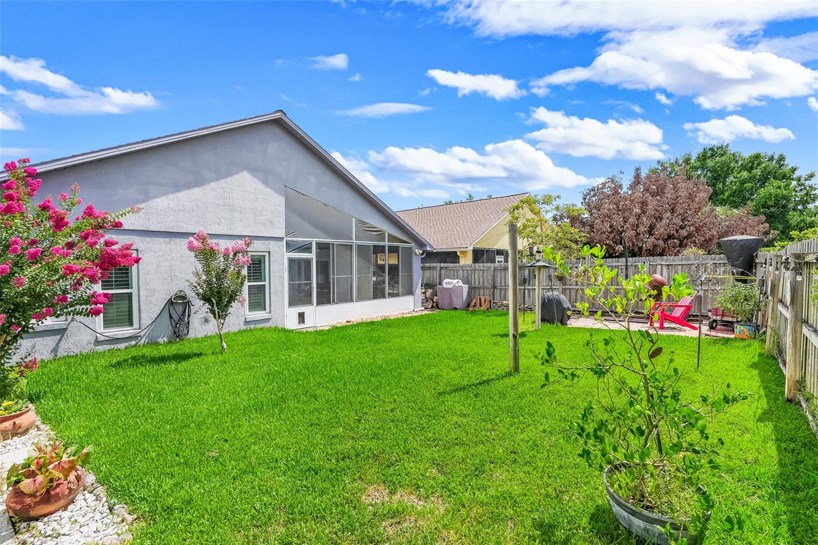 SOUTH CHASE - Residential