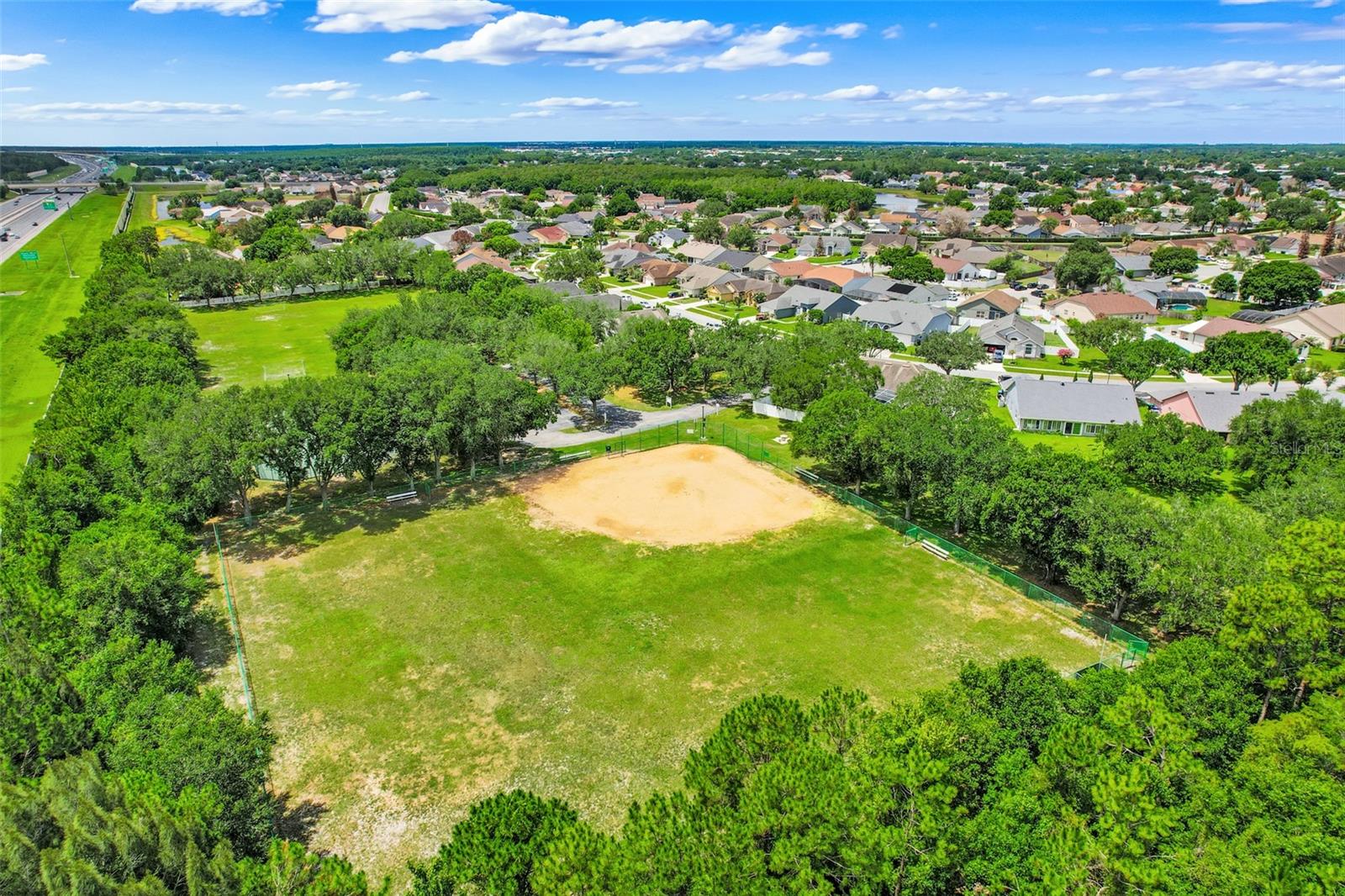 SOUTH CHASE - Residential