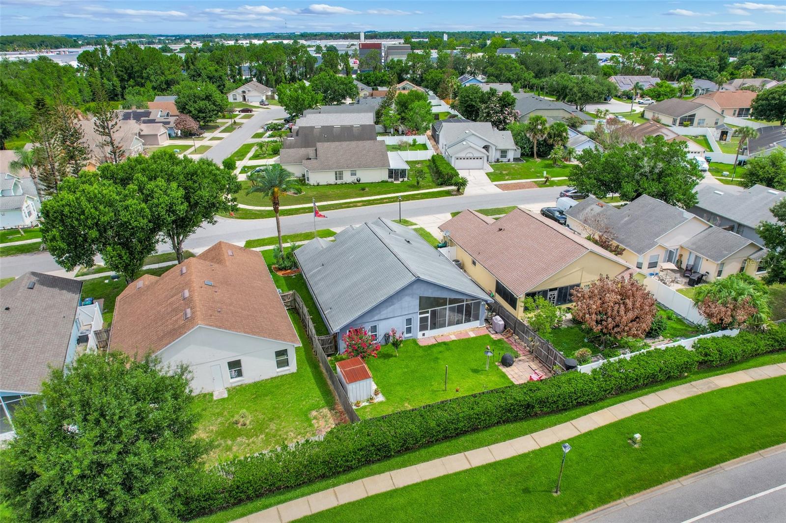 SOUTH CHASE - Residential