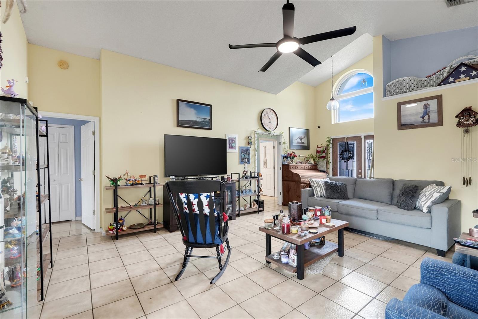 SOUTH CHASE - Residential