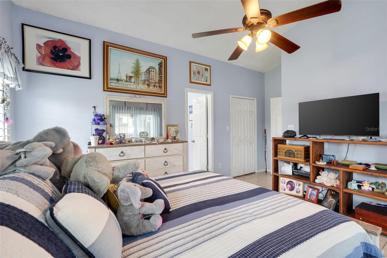SOUTH CHASE - Residential