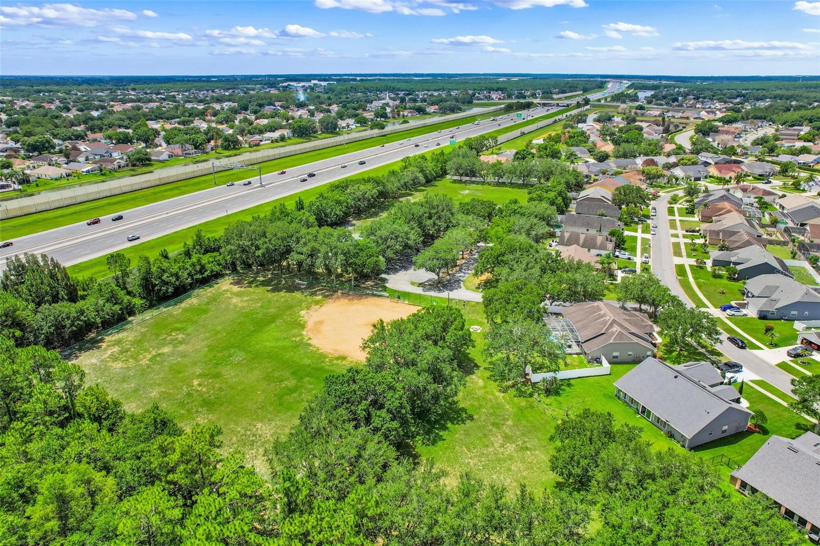 SOUTH CHASE - Residential