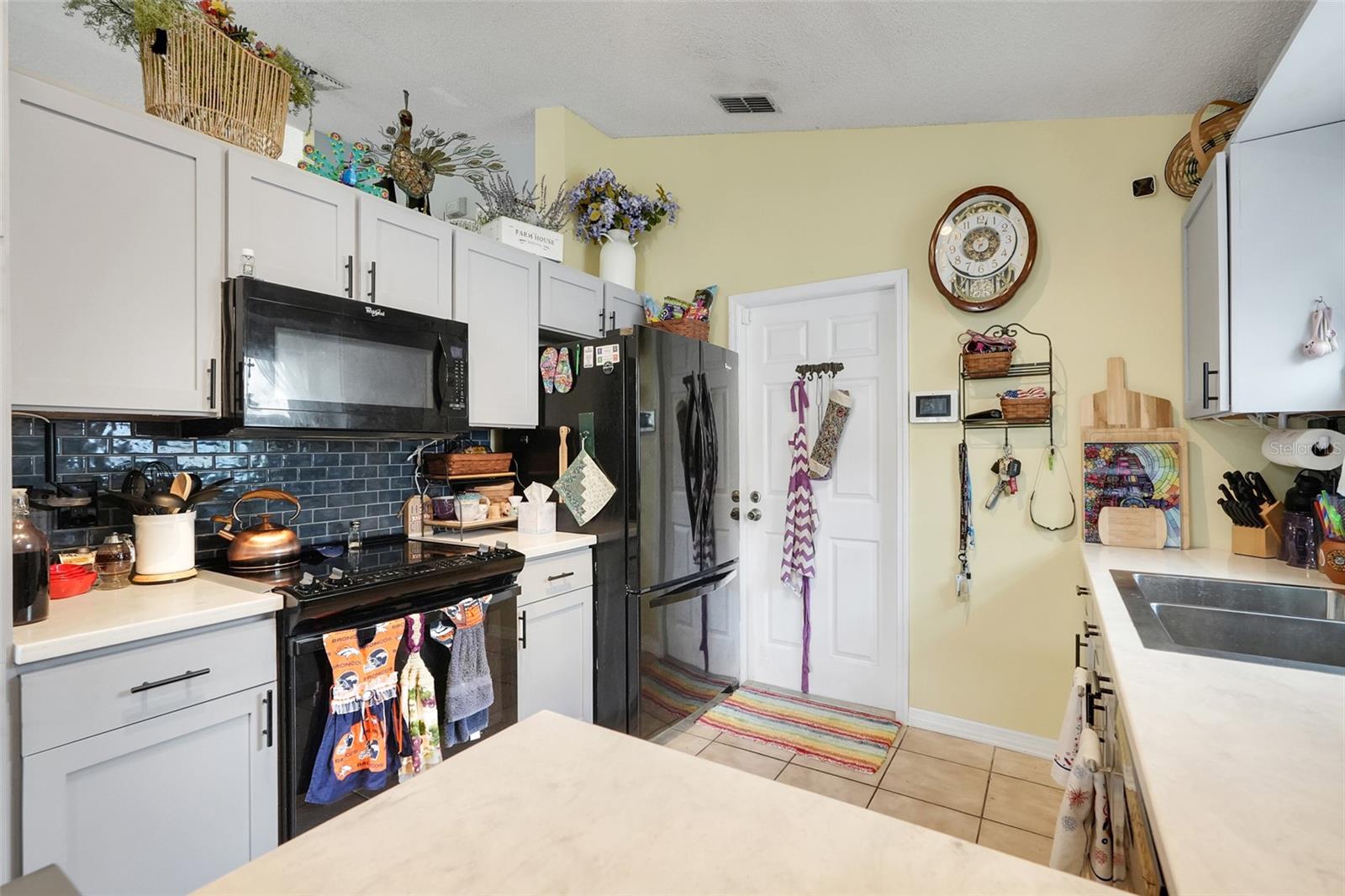 SOUTH CHASE - Residential