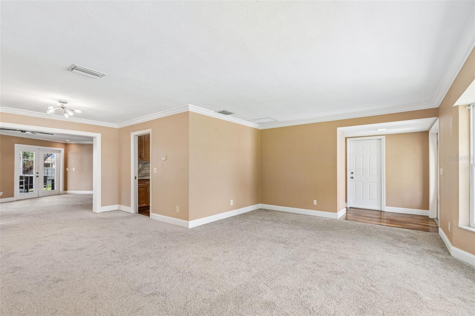 PARK VIEW ESTATES ADD - Residential Lease