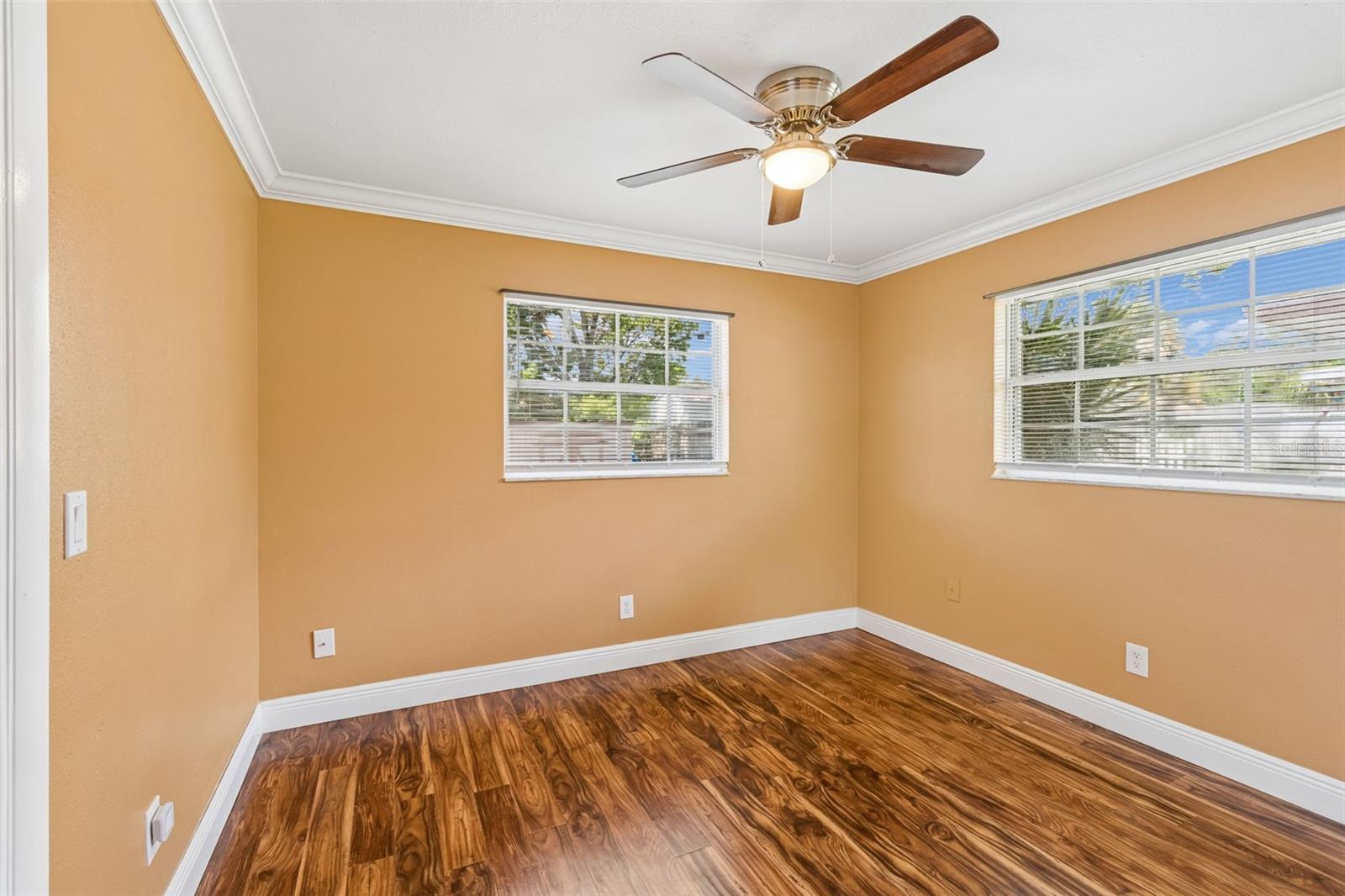 PARK VIEW ESTATES ADD - Residential Lease