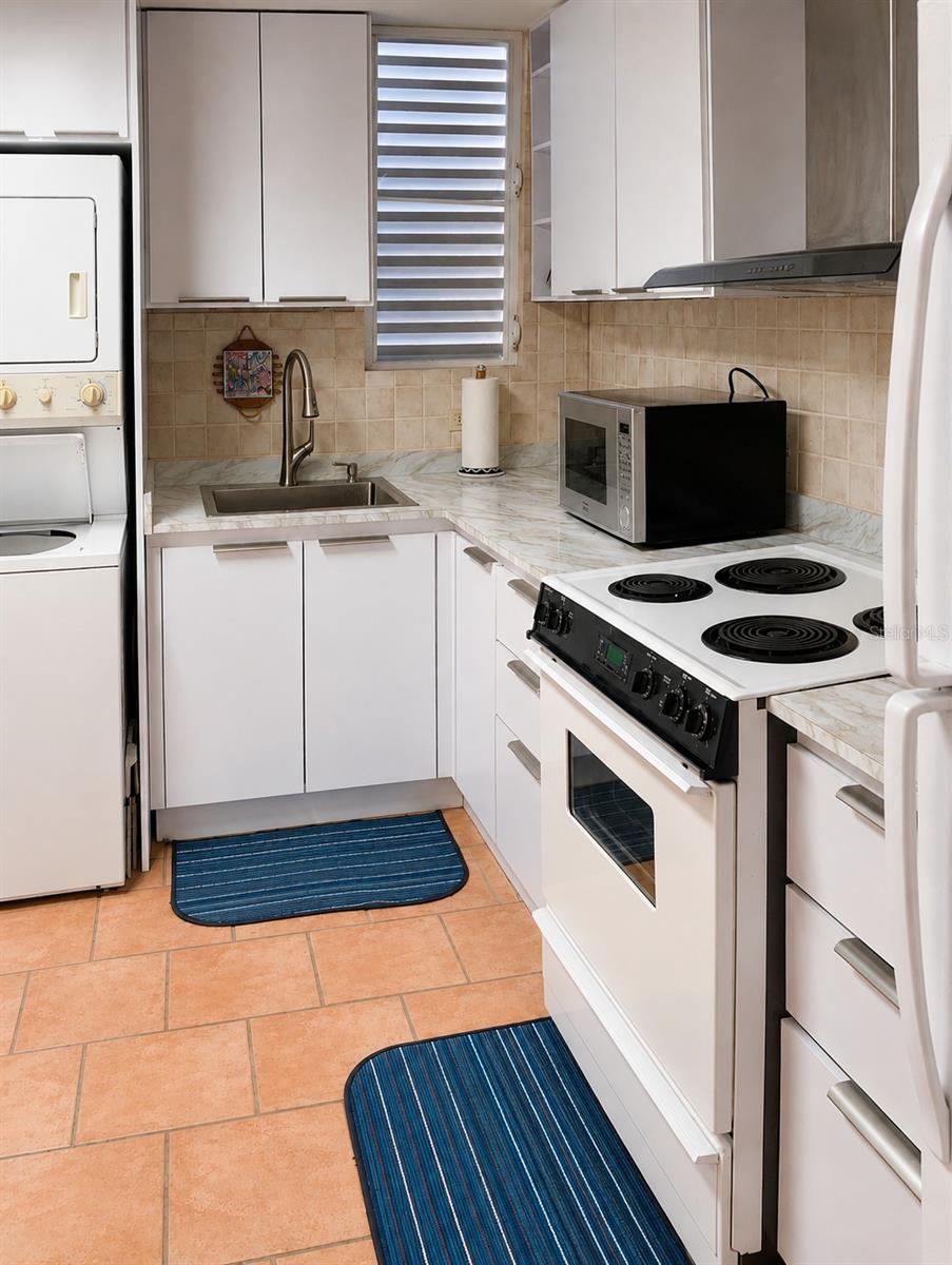 CONDO. VISTAMAR CABO ROJO, PR - Residential