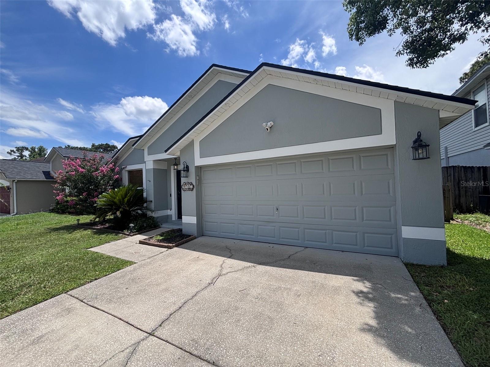 ALAFAYA WOODS PH 11 - Residential