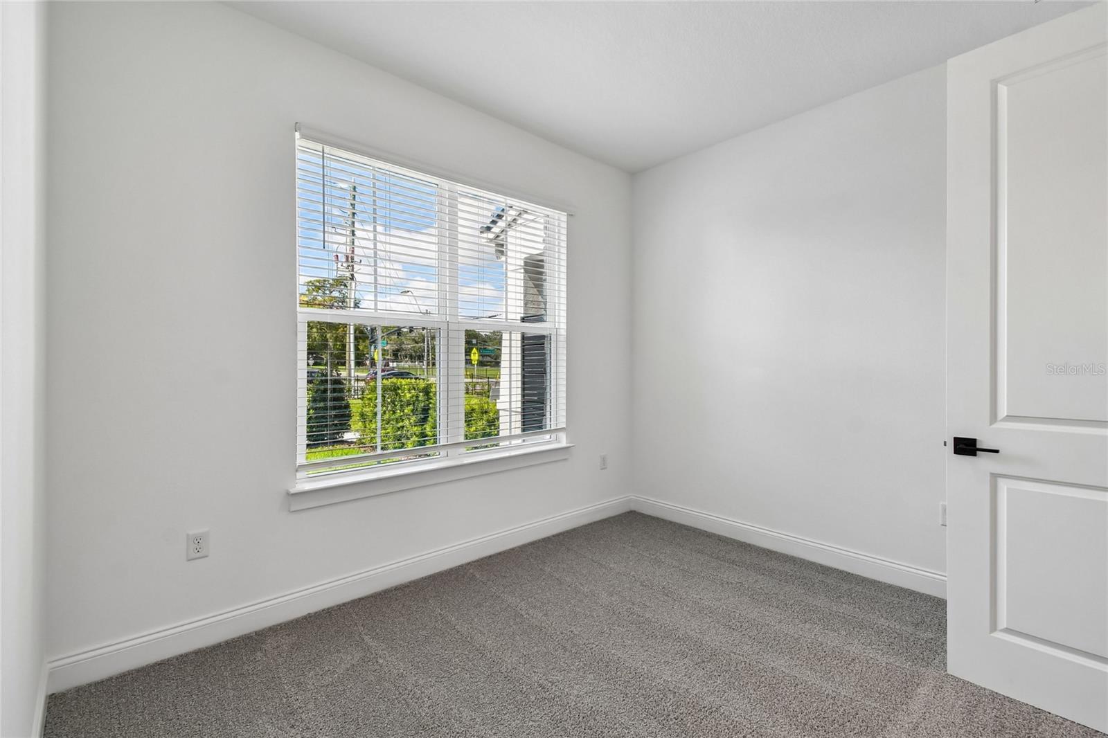 TOWNES AT NORTHLAKE - Residential