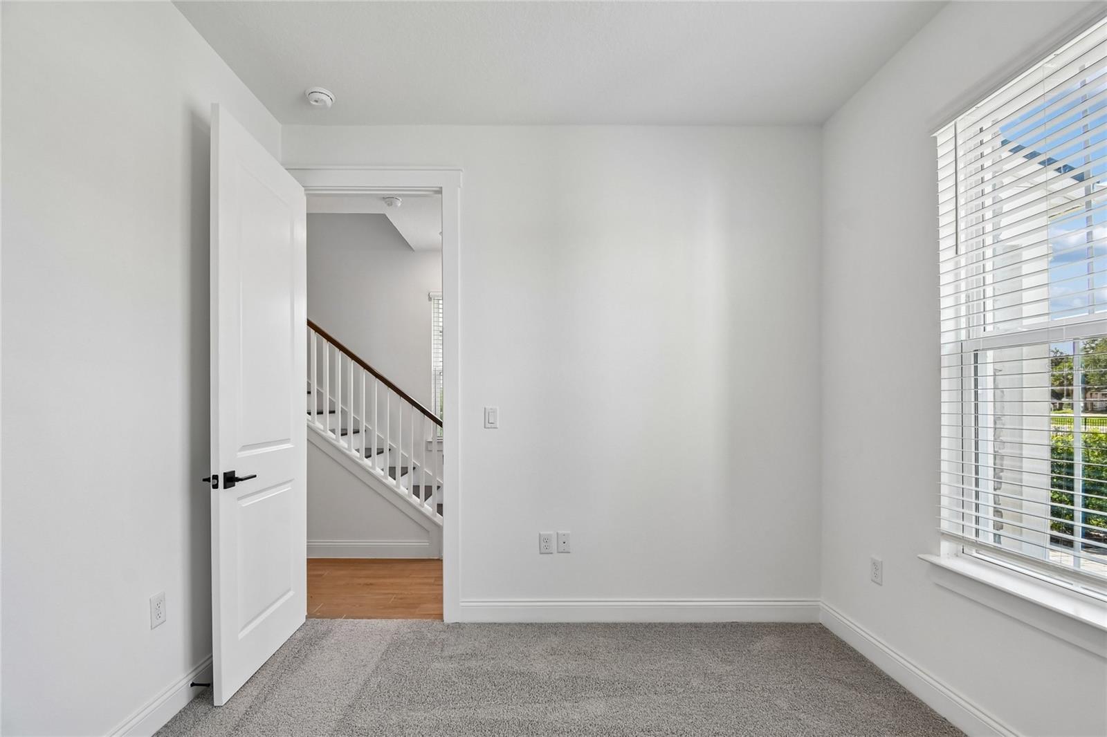 TOWNES AT NORTHLAKE - Residential