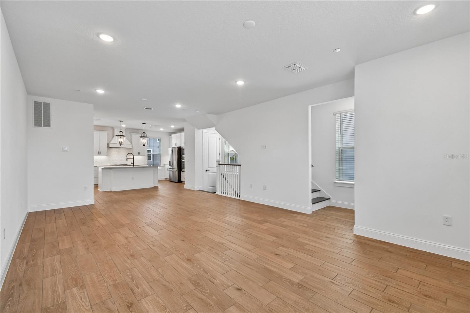 TOWNES AT NORTHLAKE - Residential