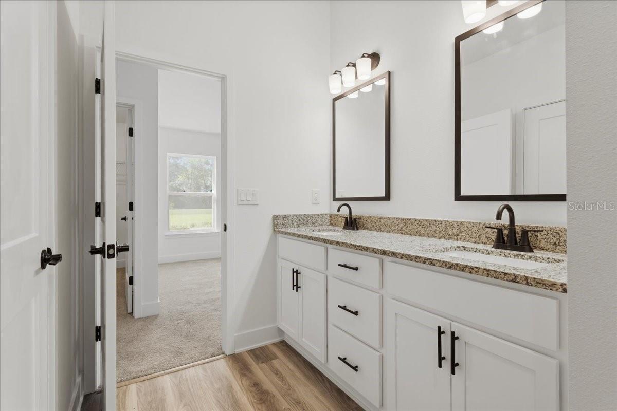 BRIARWOOD - Residential