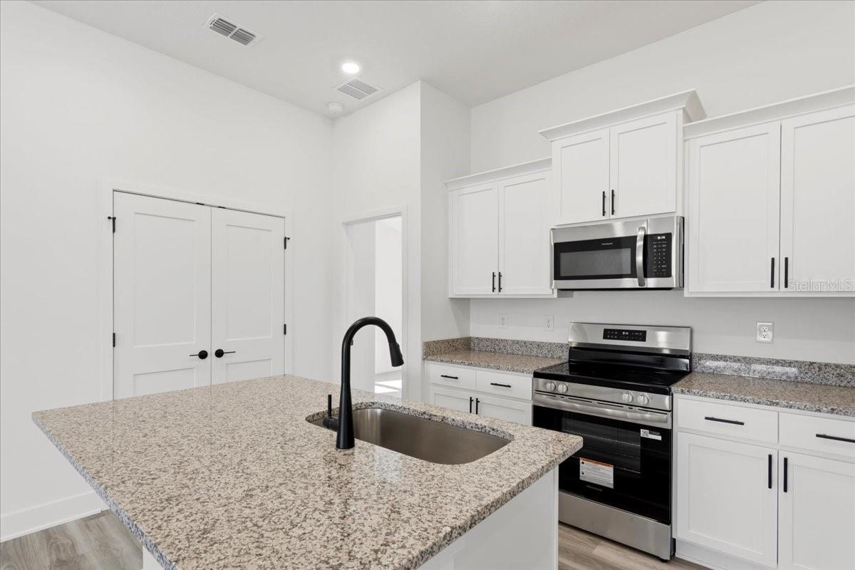 BRIARWOOD - Residential