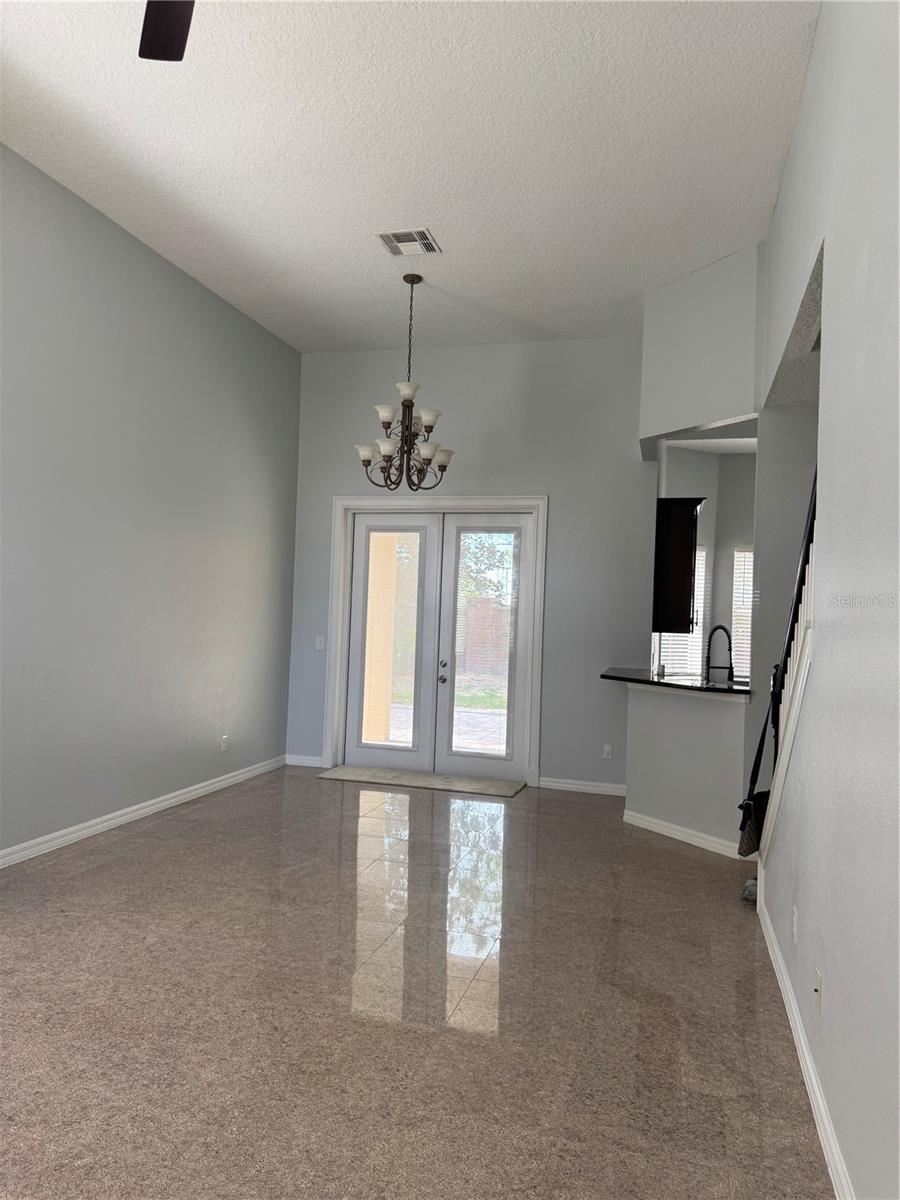 VILLAGES WEST OAK 44/106 - Residential Lease