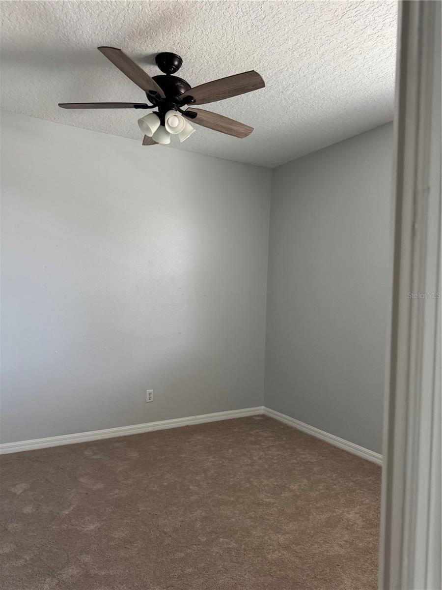 VILLAGES WEST OAK 44/106 - Residential Lease