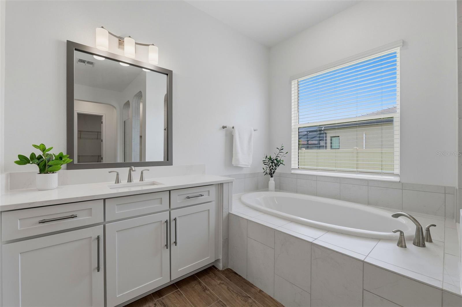 TARRAMOR PH 2 - Residential