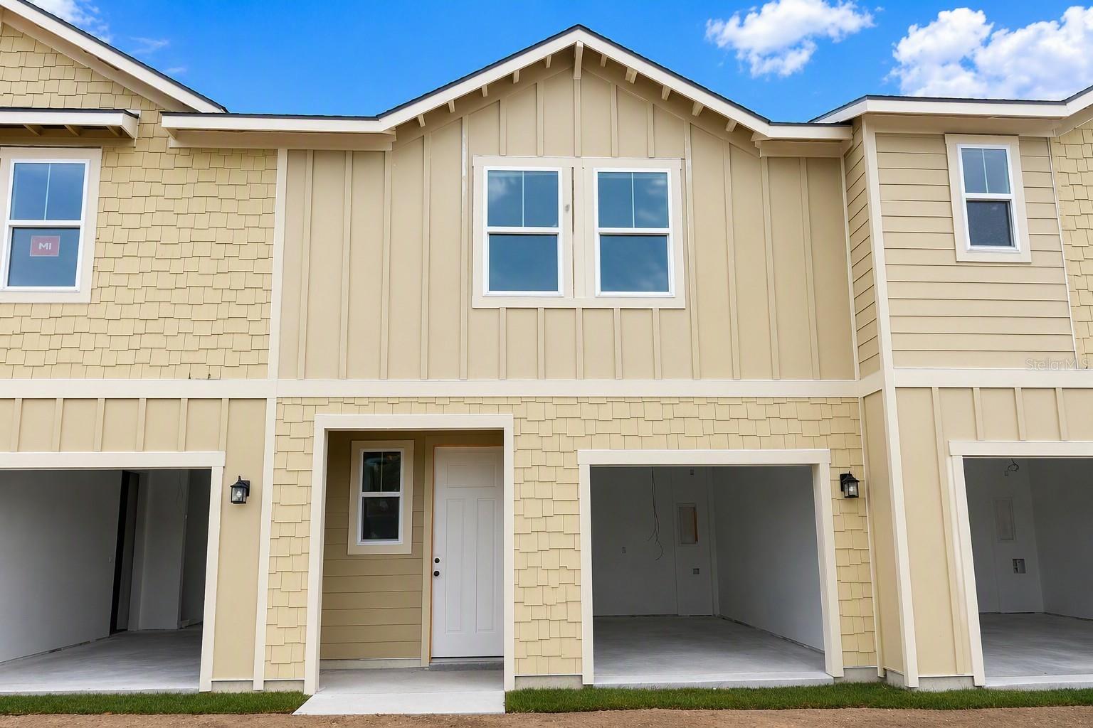 MONTAGUE TOWNHOMES - Residential