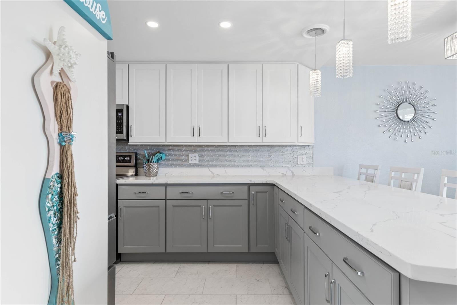89 OCEANFRONT CONDO - Residential